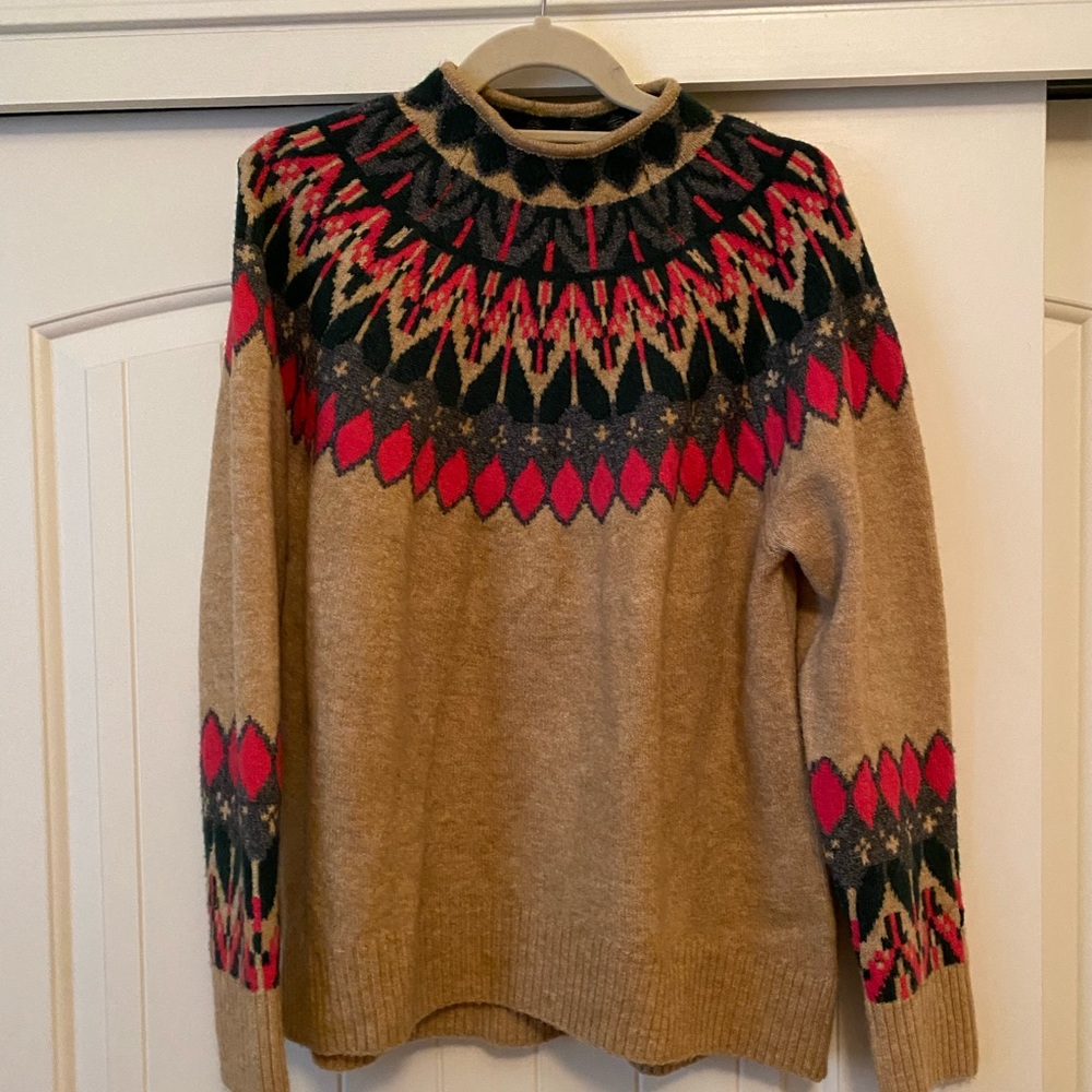 Vince Camuto sweater medium